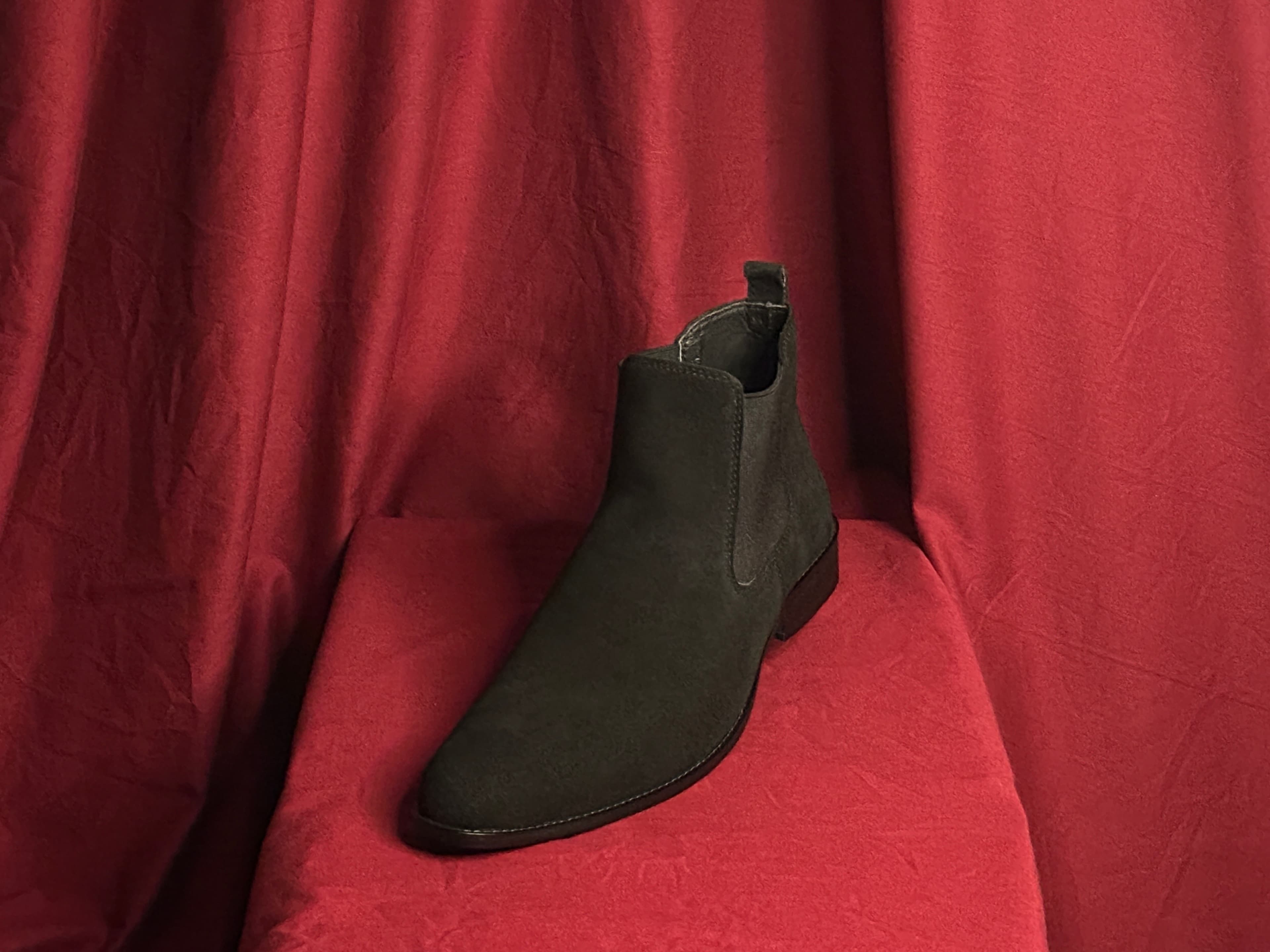 The Noir — view 6